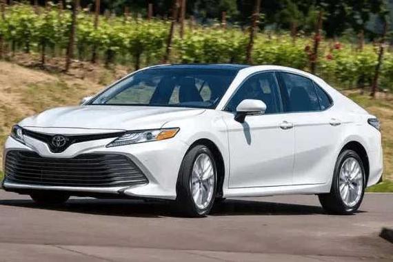 新款凯美瑞预售价已出，比现款便宜10万，雅阁帕萨特要发愁了