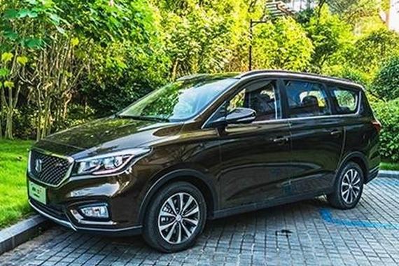 给全家多一点享受 试驾长安凌轩1.5T+6AT