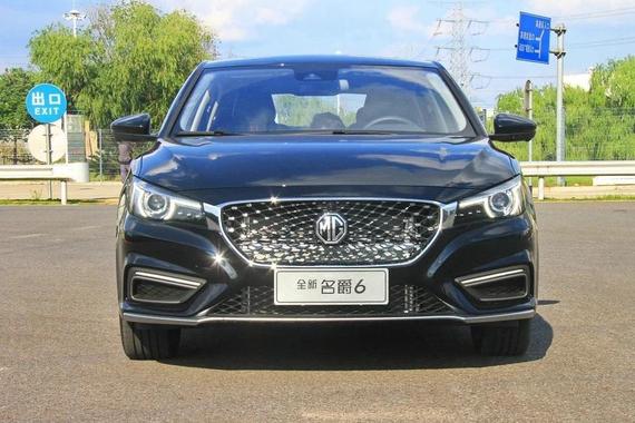 上汽又推出了一款高颜值的轿跑车型——名爵6
