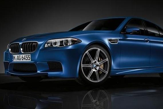 BMW M5 宝马应有的样子！不要多看，会上瘾！