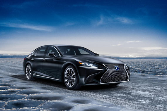 为什么在这个思辨的黄金时代，你需要一部雷克萨斯？