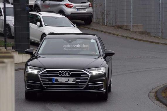 全新奥迪S8无伪路试谍照 搭4.0T发动机