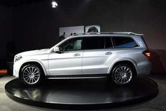 4.0T V8动力, 豪华7座SUV, 百公里加速才不到6s