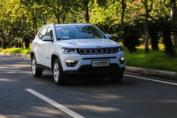 1.4T+9AT+4驱 爱卡试驾新款Jeep指南者