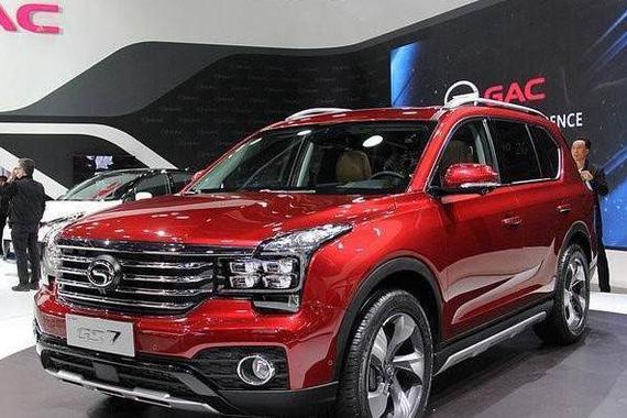 广汽传祺全新GS7，高颜值高人气，车身近5米配四驱