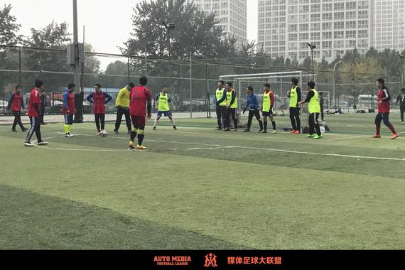 2017长安福特杯媒体足球冠军联赛首轮战报