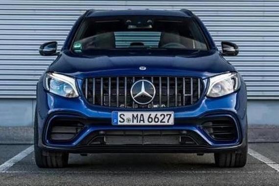 全新奔驰新车：时尚装备精良，速度极快