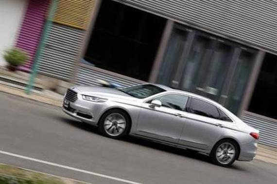 顶级掠食动物,试驾福特金牛座2.7T