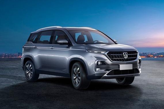 宝骏530内饰谍照曝光 广州车展亮相 2018年正式上市