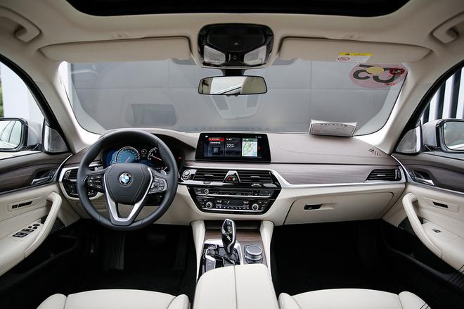 不同之处在于处处不同!全新宝马5系只属于特别的你