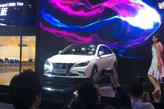 2017广州车展：长安睿骋CC正式亮相