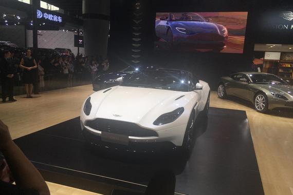 2017广州车展：阿斯顿·马丁DB11 V8首秀