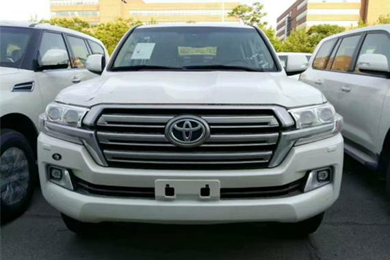 17款丰田酷路泽4.0中东版越野之王 顶级神器