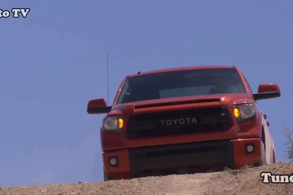 视频：丰田坦途 VS 福特Ranger疯狂越野对视