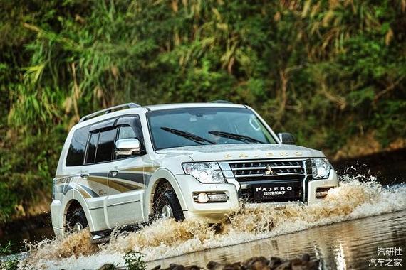 帕杰罗对比普拉多，谁更胜一筹？