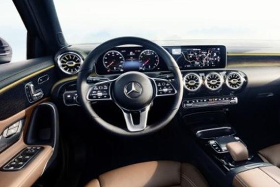 豪华感提升 全新梅赛德斯-奔驰A级内饰官图发布