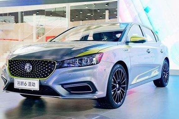 228马力油耗1.5L 不想为油耗发愁就看看这款新能源车