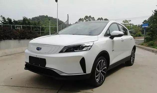 2018成都车展 东南DX3 EV400正式上市
