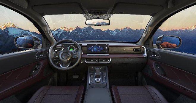 2023成都车展:山海炮性能版亮相 23款黑弹上市售价25.88万元