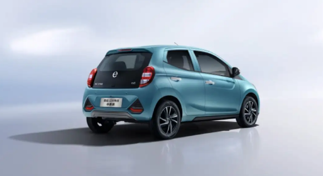 雷诺江铃小麒麟上市 售价5.59万起