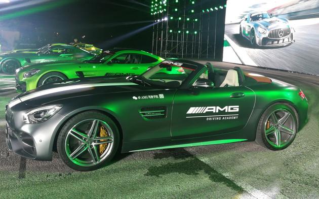 AMG GT C Roadster国内首发 采用软顶敞篷结构