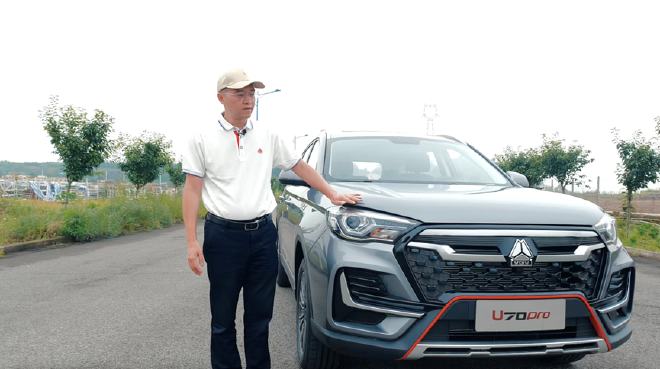 中國重汽集團輕型汽車品牌傳播總監 胡浩