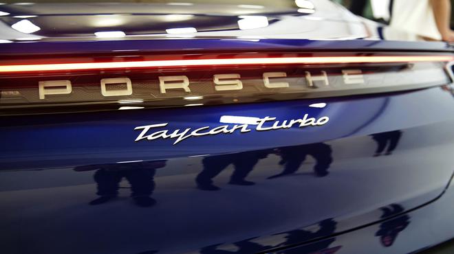主笔评车 谈保时捷Taycan的全球首发