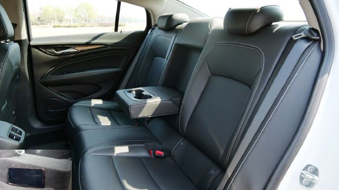 试驾别克君威 10.69万元起售的它是真香吗?