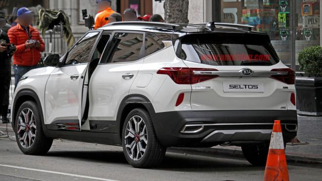 预计定名Seltos 起亚全新小型SUV实车曝光