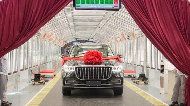 将于7月12日上市 红旗中大型SUV HS7下线