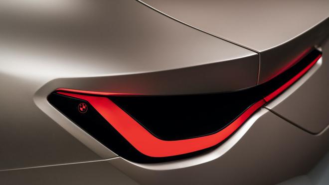 宝马首款纯电动四门轿跑BMW i4概念车全球首发