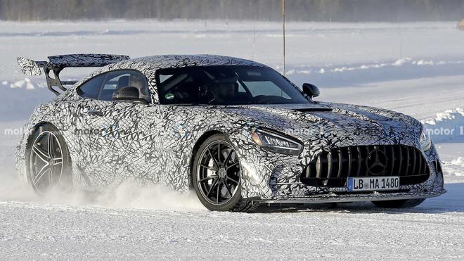 梅赛德斯-AMG GT R最新谍照曝光