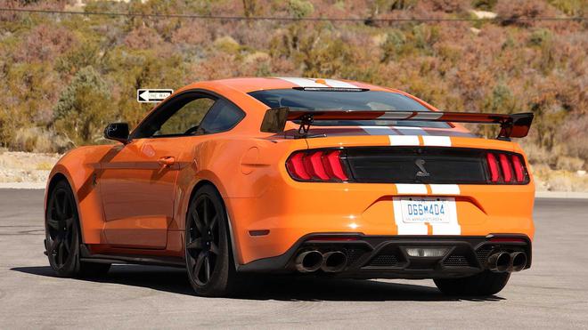 2020-ford-mustang-shelby-gt500