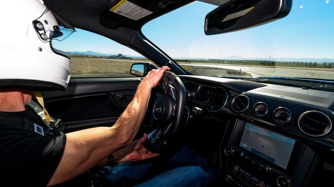 2020-ford-mustang-shelby-gt500