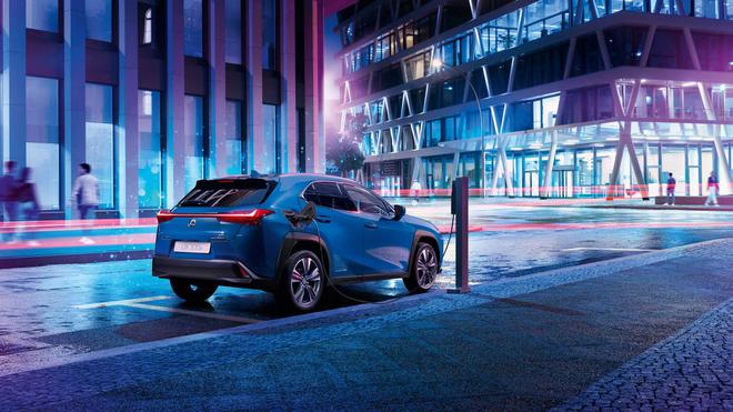 雷克萨斯UX 300e推出10年或100万公里电池保修政策