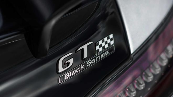 AMG GT黑系列搭全新V8发动机3.2秒破百 成都车展首发