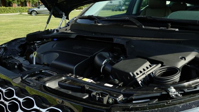 豪华与实用的融合 静态体验全新路虎发现运动版