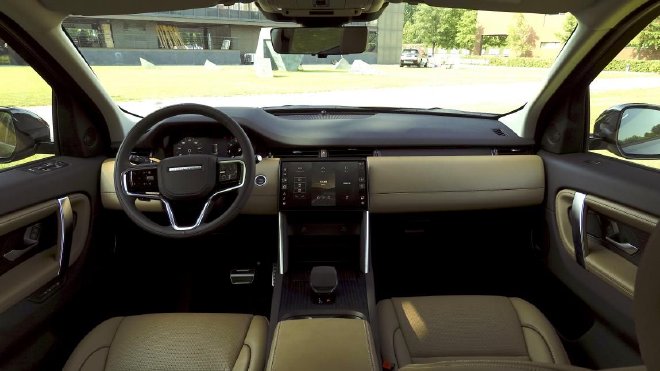 豪华与实用的融合 静态体验全新路虎发现运动版