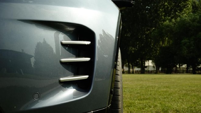 豪华与实用的融合 静态体验全新路虎发现运动版