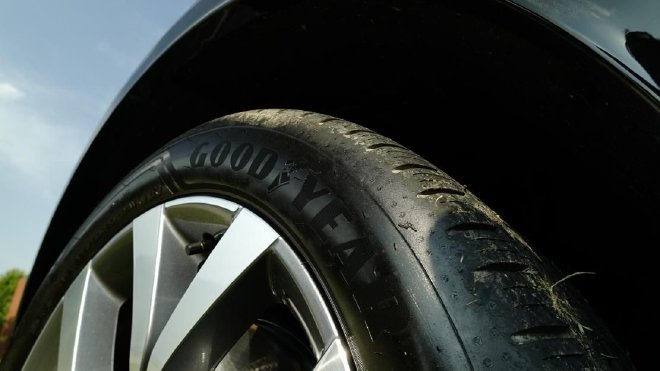 豪华与实用的融合 静态体验全新路虎发现运动版