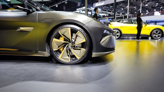 2024成都车展:路特斯冠军车型阵容登陆