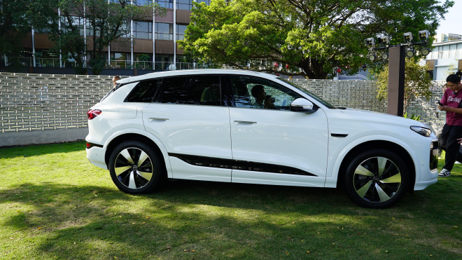 2024广州车展:奥迪Q6L e-tron与Q6L Sportback e-tron亮相