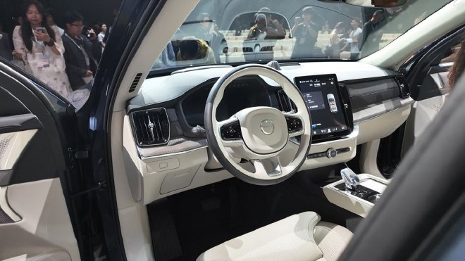 全新沃尔沃XC90上市 售价47.9-67.9万元