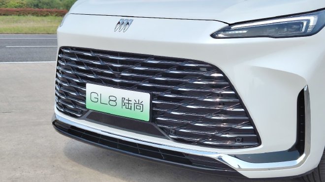 商务接待&全家出行 别克 GL8 陆尚试驾