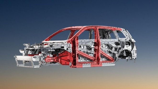 超15万家庭选择 下定问界M8可享价值43000元购车权益