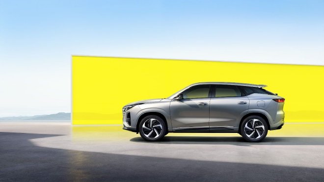 2026款长安UNI-Z PHEV上市 限时9.89-11.59万元