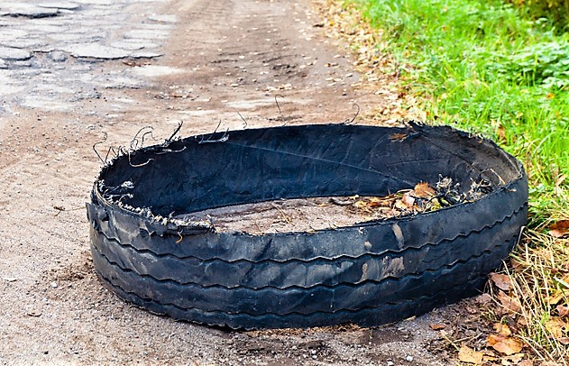 技术解析:胎压过低会导致严重翻车事故 特别是高车身SUV