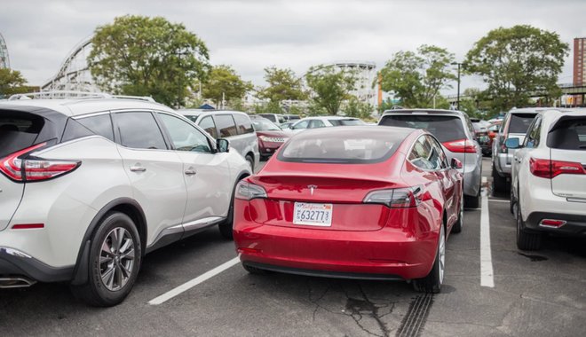 特斯拉在中国已获得Model 3长续航版生产许可