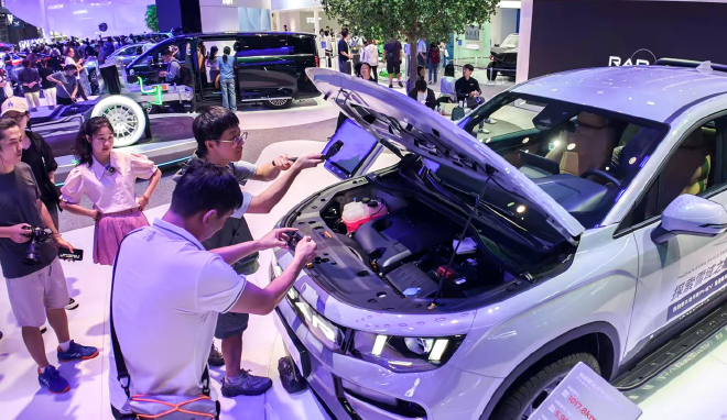 2025成都车展:吉利雷达金刚新车型正式上市