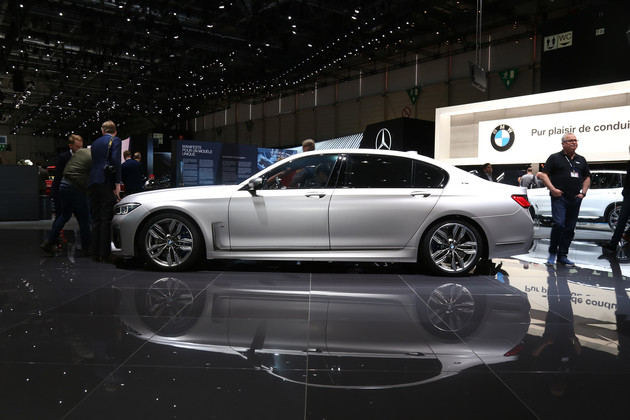 2019日内瓦车展：全新宝马M760Li正式亮相